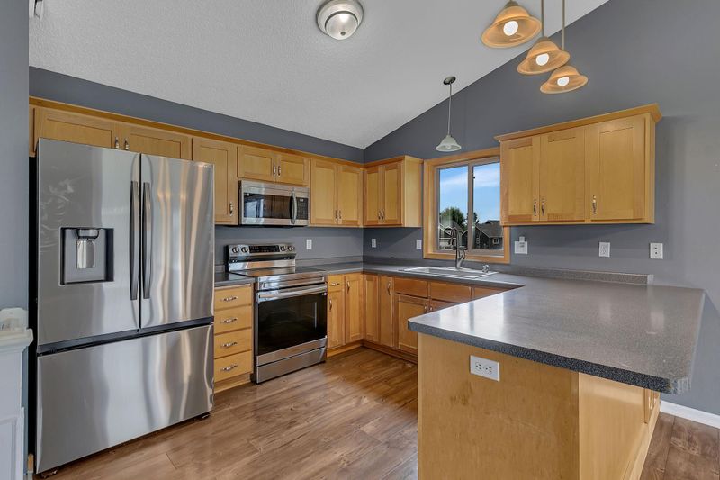 1401 15th St S, Sartell, MN 56377
