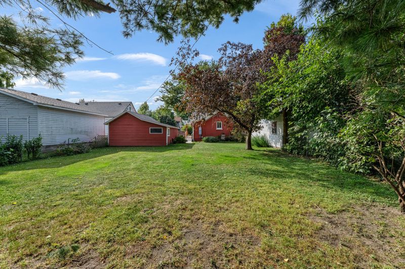 616 Lafayette St, Winona, MN 55987