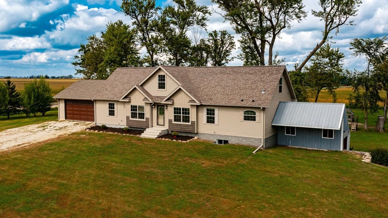 11150 County 2, Spring Valley, MN 55975
