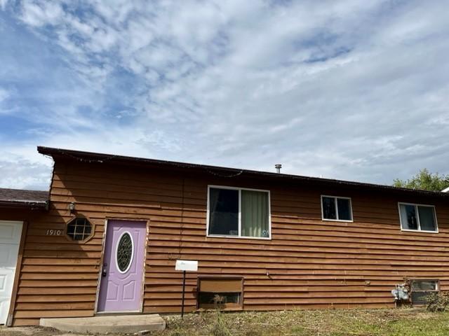 1910 Rudy Ln, Windom, MN 56101