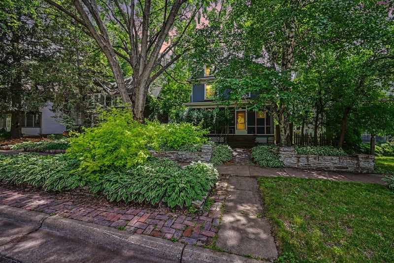 2012 Iglehart Ave, Saint Paul, MN 55104