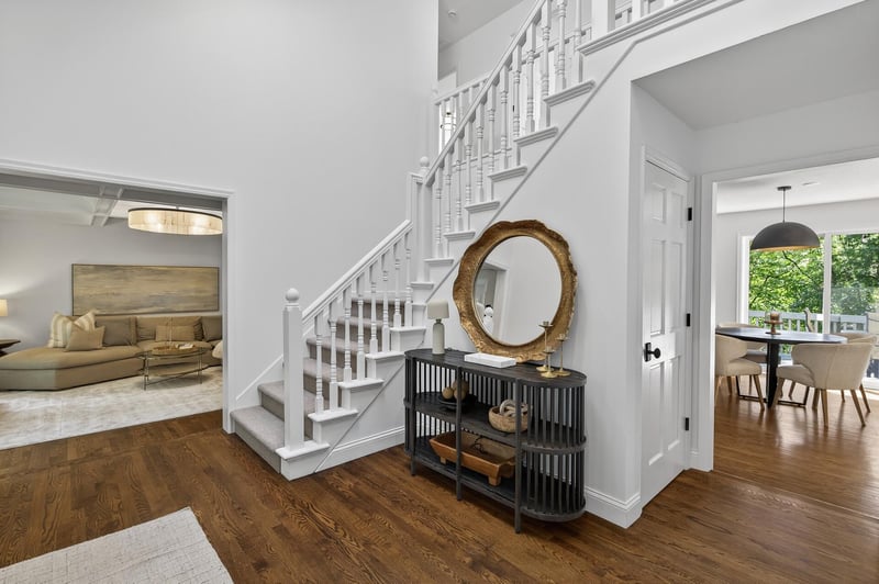 2200 Essex Rd, Minnetonka, MN 55305