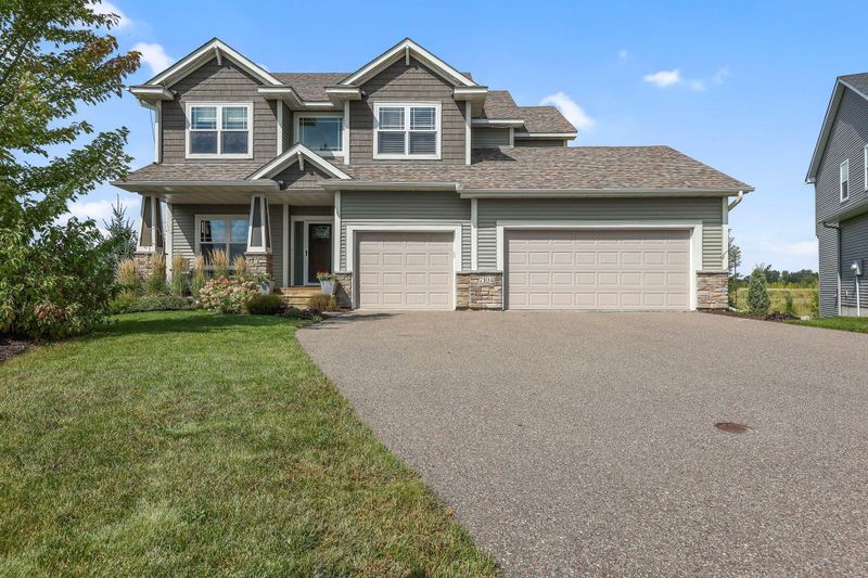 7104 208th Pl N, Forest Lake, MN 55025