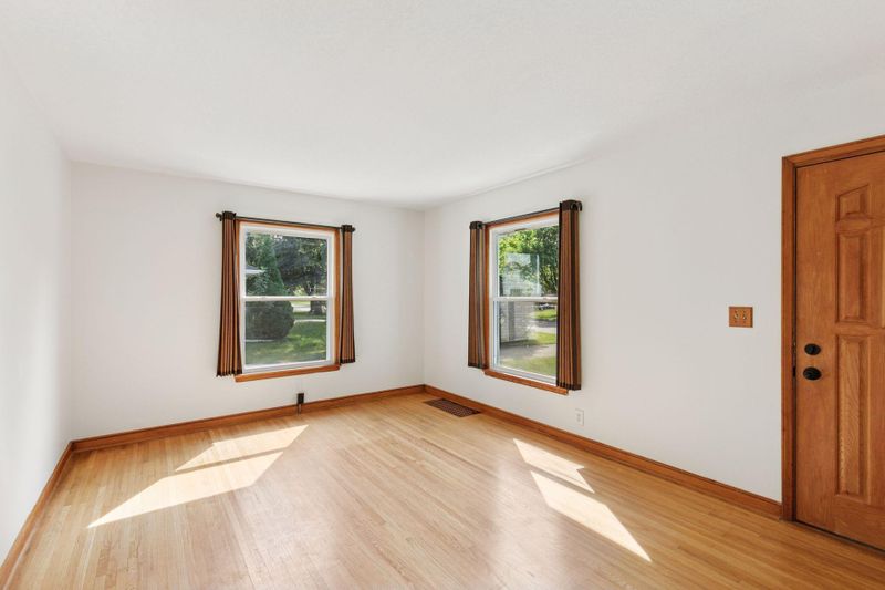 7309 Thomas Ave S, Richfield, MN 55423