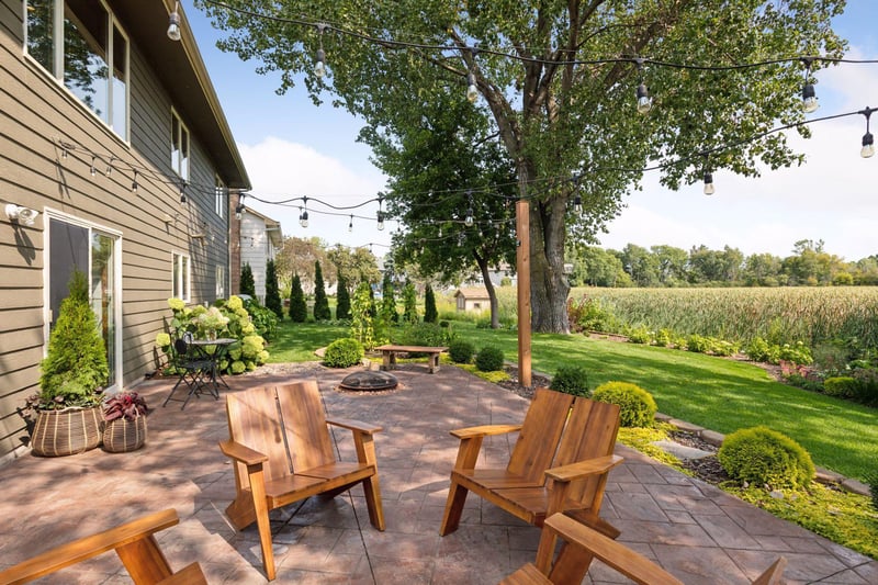 8009 Garfield St NE, Spring Lake Park, MN 55432