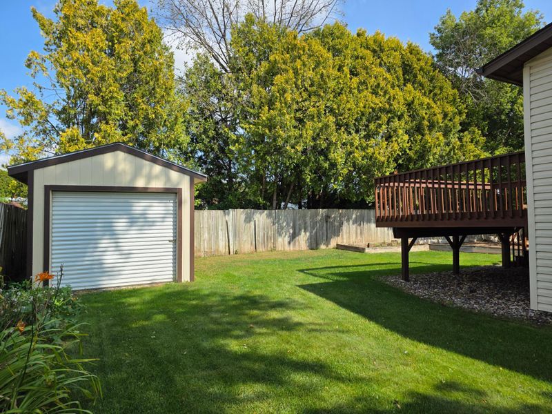 330 6th Ave NE, Plainview, MN 55964