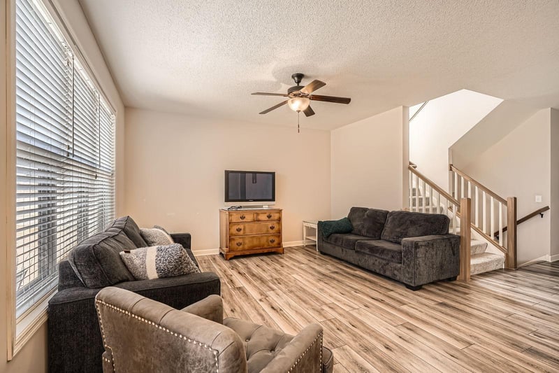 2244 Naples Ave, Cologne, MN 55322