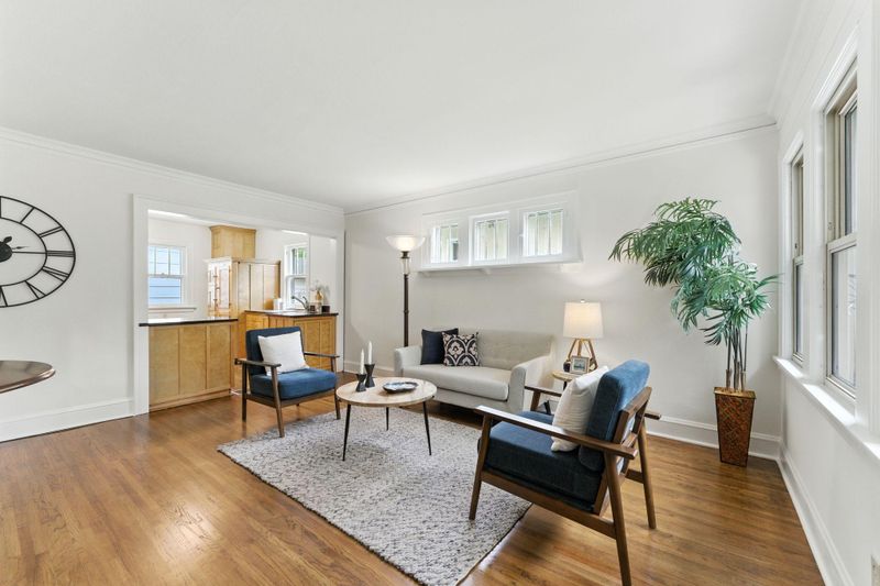 662 Sherwood Ave, Saint Paul, MN 55106