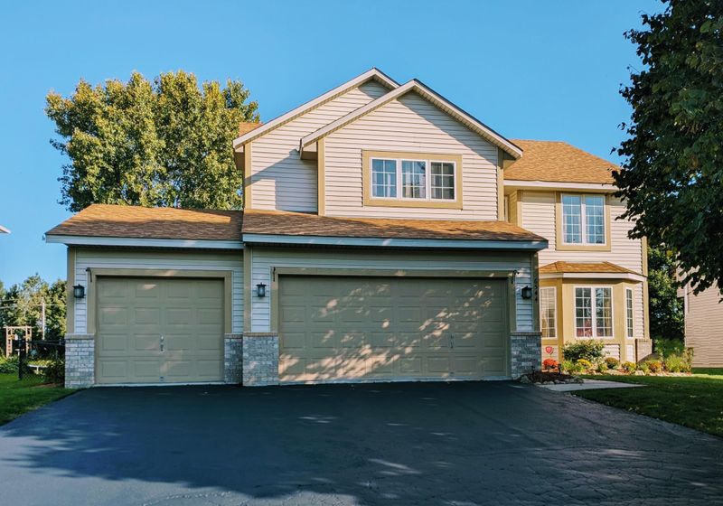 6544 Wildflower Dr S, Cottage Grove, MN 55016