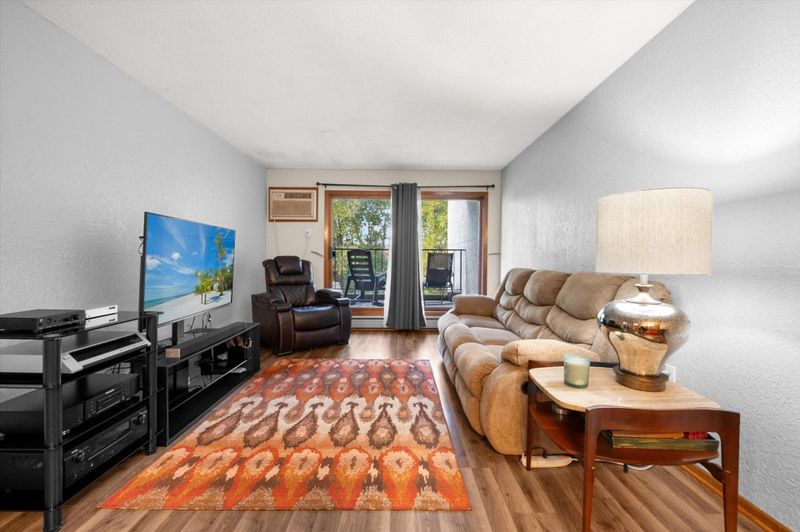 4680 Tower St SE #109, Prior Lake, MN 55372