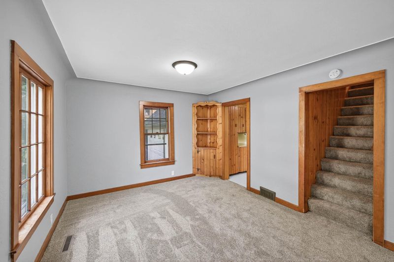 308 10th Ave N, Princeton, MN 55371