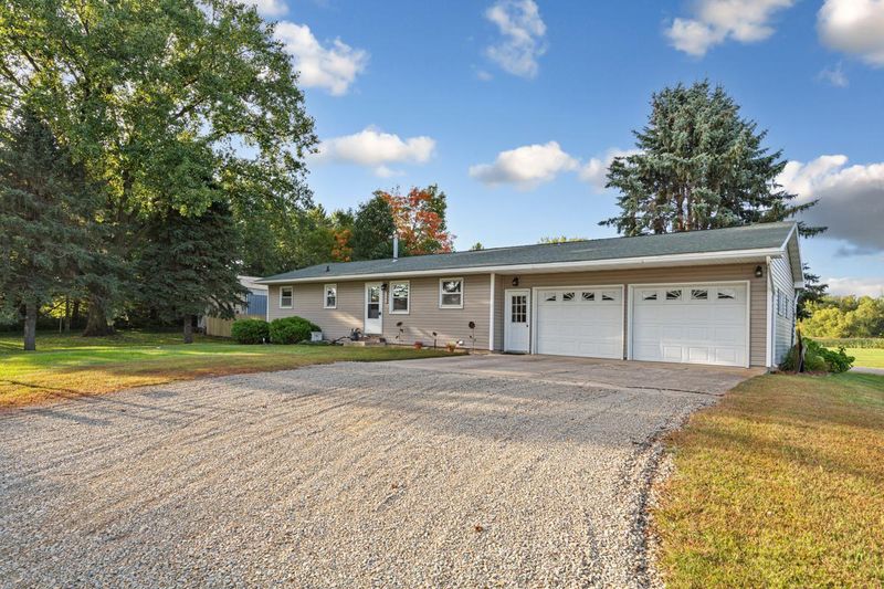 2048 Havana Rd, Owatonna, MN 55060