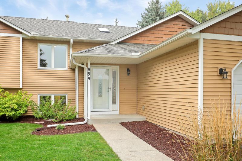 999 Northview Park Rd, Eagan, MN 55123