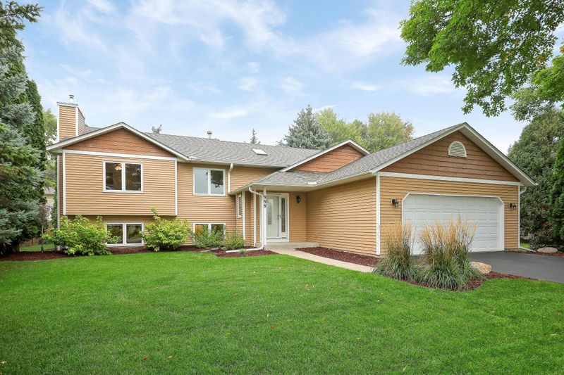 999 Northview Park Rd, Eagan, MN 55123