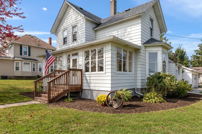 390 E Main St, Lewiston, MN 55952