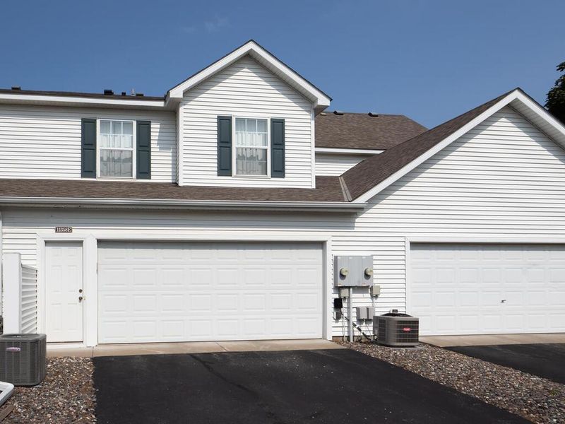 11358 Chisholm Cir NE #E, Blaine, MN 55449