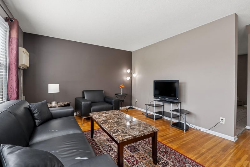 1476 21st Ave NW #3, New Brighton, MN 55112