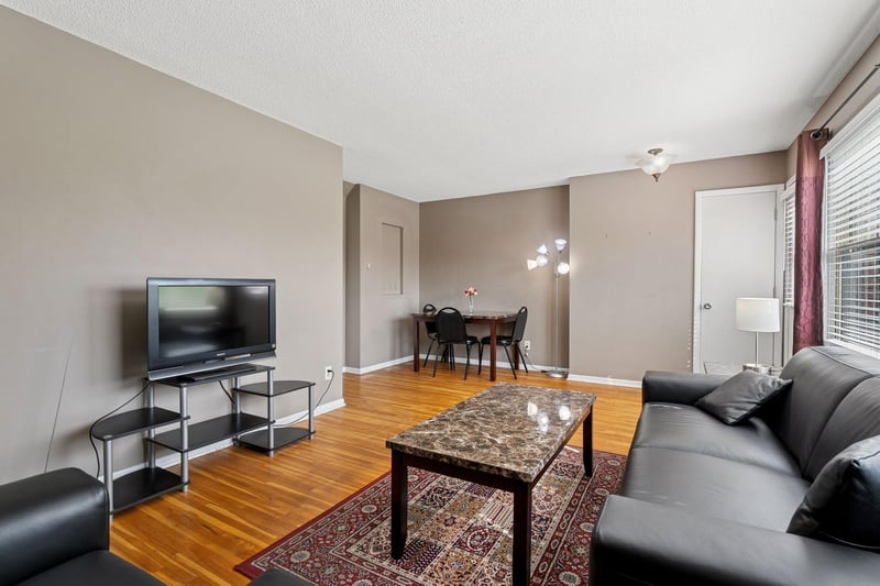 1476 21st Ave NW #3, New Brighton, MN 55112