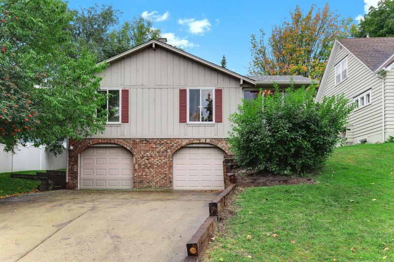 125 E Lake St, Waconia, MN 55387