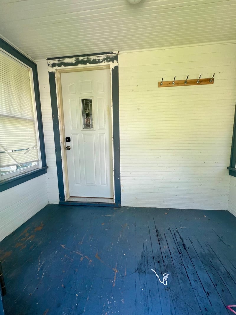 609 13th St, Clarkfield, MN 56223
