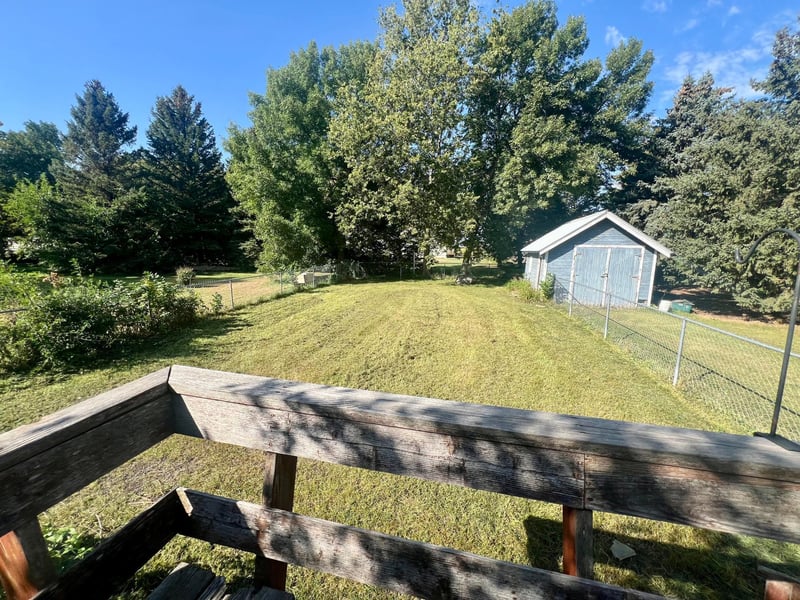 609 13th St, Clarkfield, MN 56223