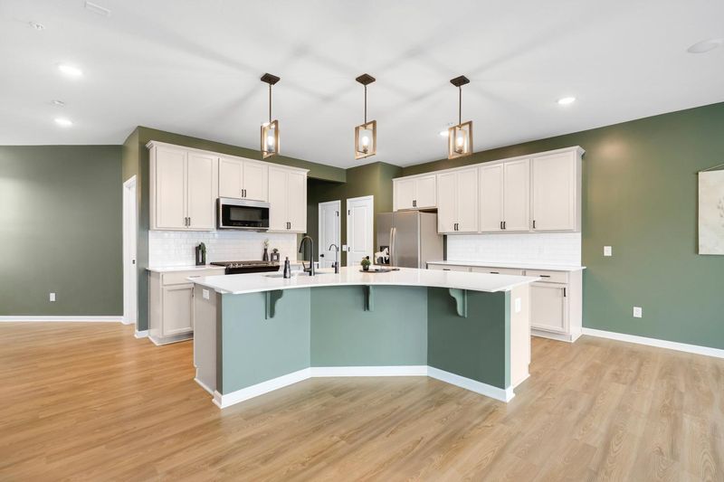 2585 Paddock Pa, Shakopee, MN 55379