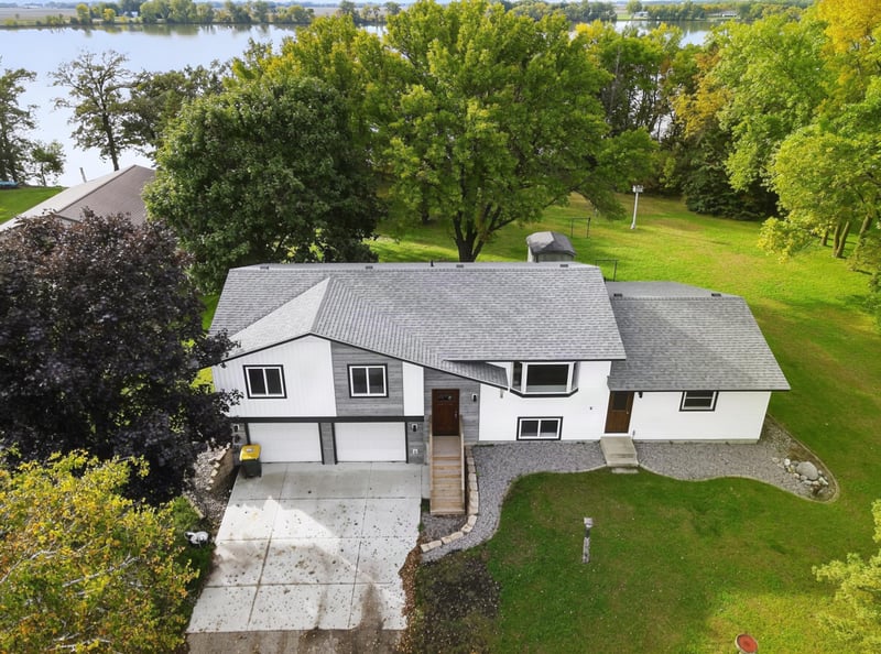 7192 21st Ave NW, Pennock, MN 56279