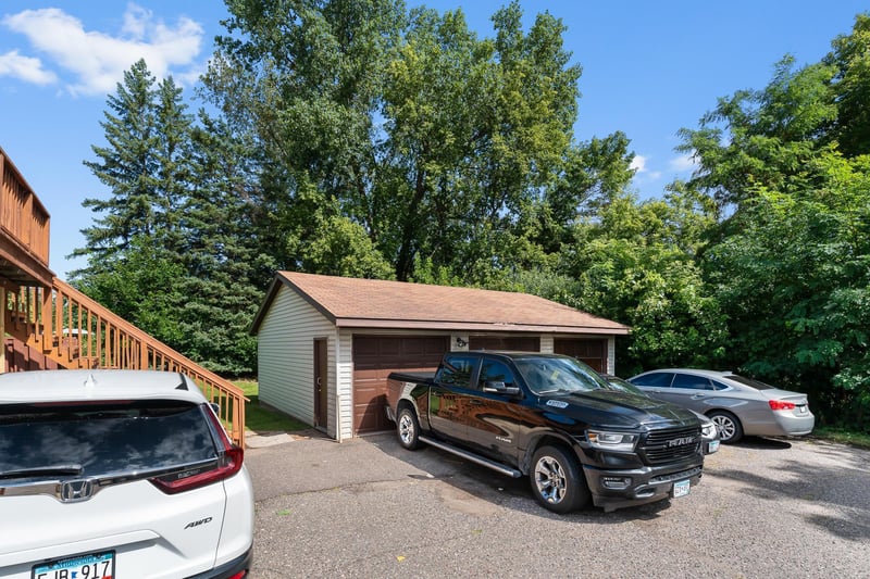 2630 Ruth St, Little Canada, MN 55117