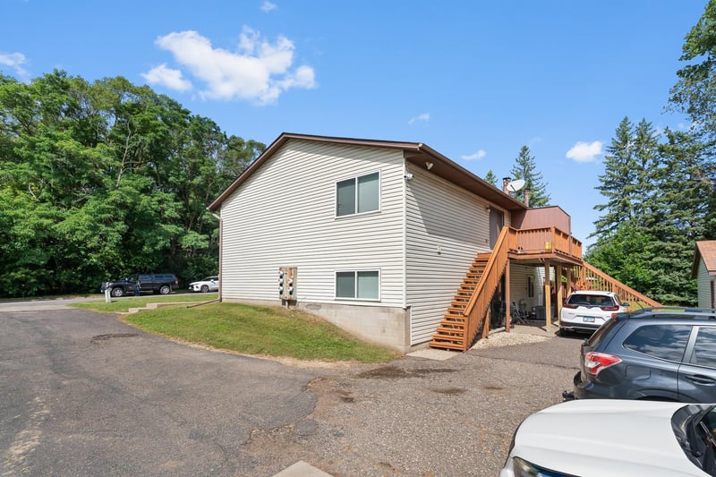 2630 Ruth St, Little Canada, MN 55117