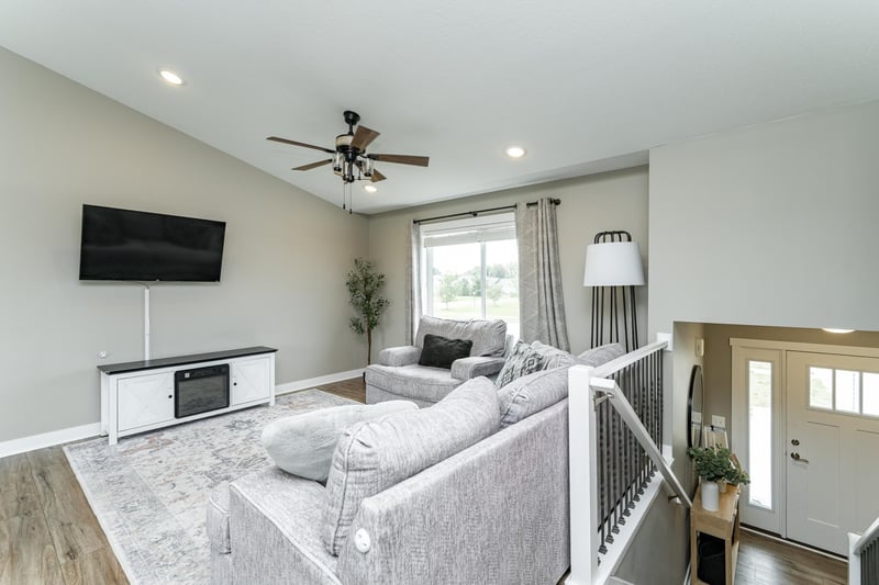 416 Spring Day Ave NE, Eyota, MN 55934