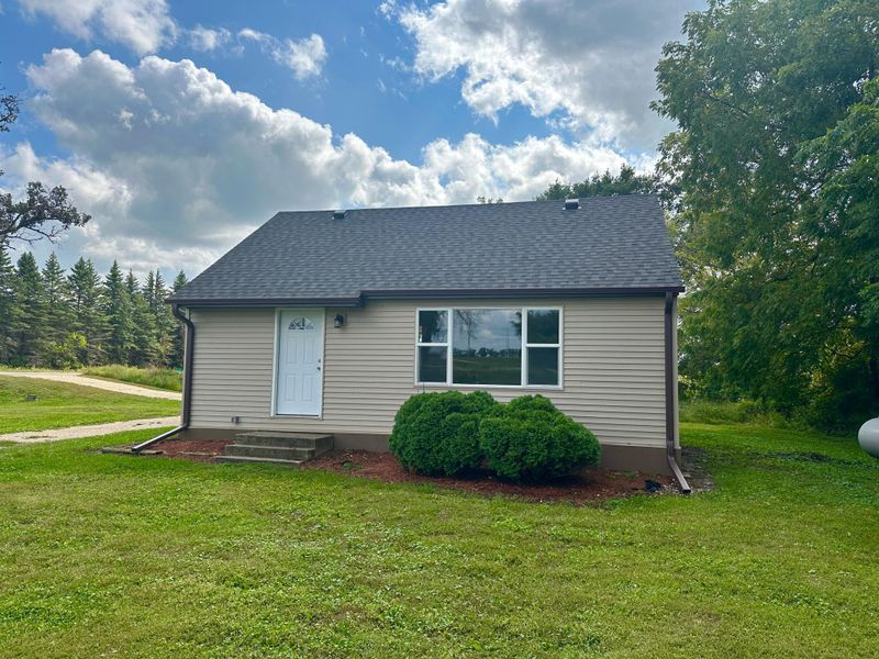 1706 31st St SW, Austin, MN 55912