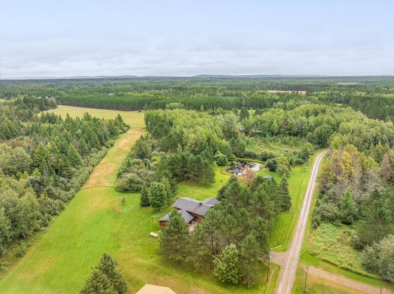 7528 Siebert Rd, Embarrass, MN 55732