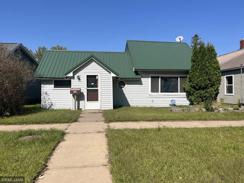 520 4th St NW, Aitkin, MN 56431