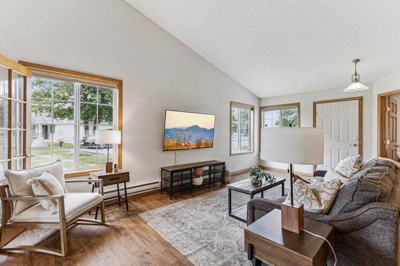 5657 Lambert Ave NE, Albertville, MN 55301
