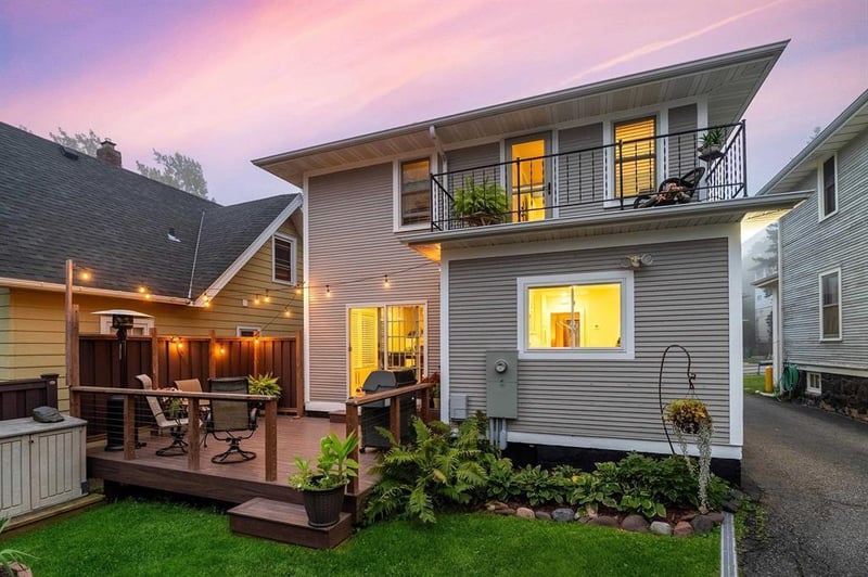 918 N 10th Ave E, Duluth, MN 55805