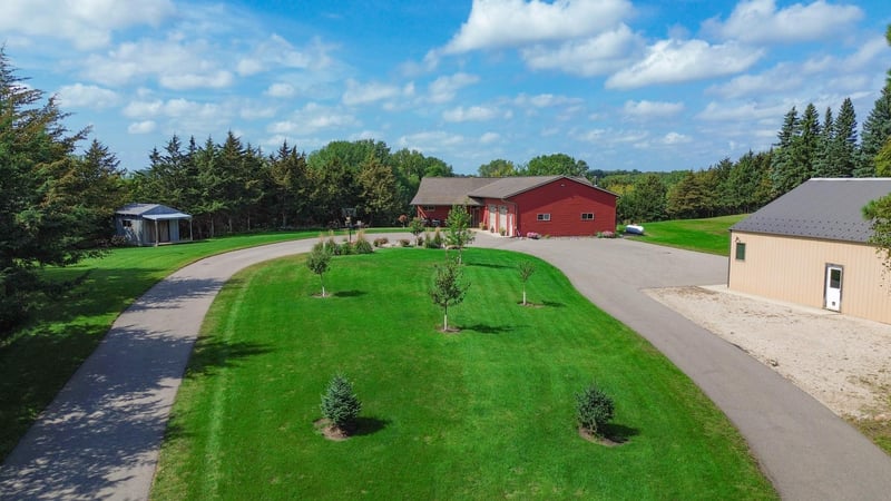 7902 County Road 8 NE, Kandiyohi, MN 56251
