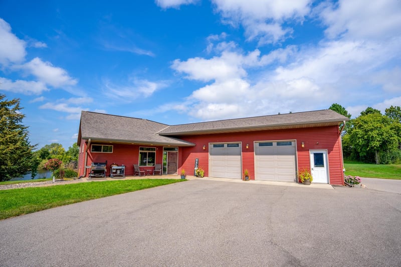 7902 County Road 8 NE, Kandiyohi, MN 56251