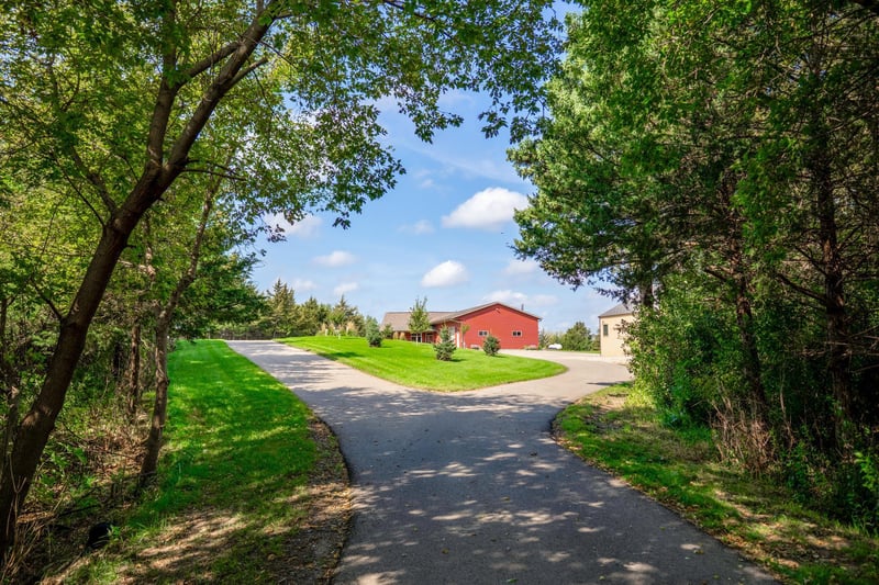 7902 County Road 8 NE, Kandiyohi, MN 56251