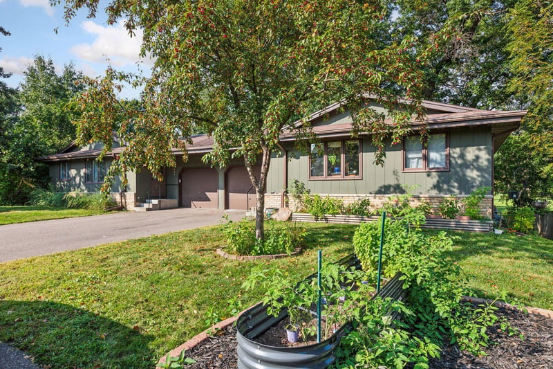 5841 Winnetka Ave N, New Hope, MN 55428