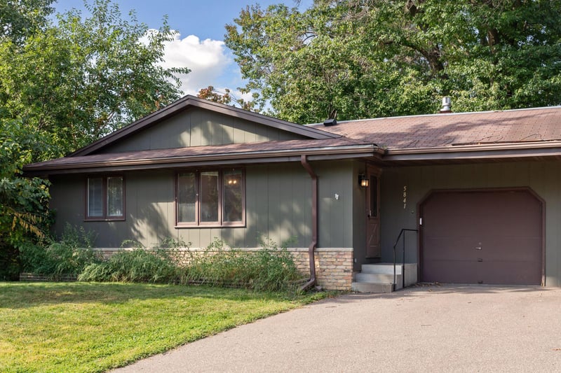 5841 Winnetka Ave N, New Hope, MN 55428