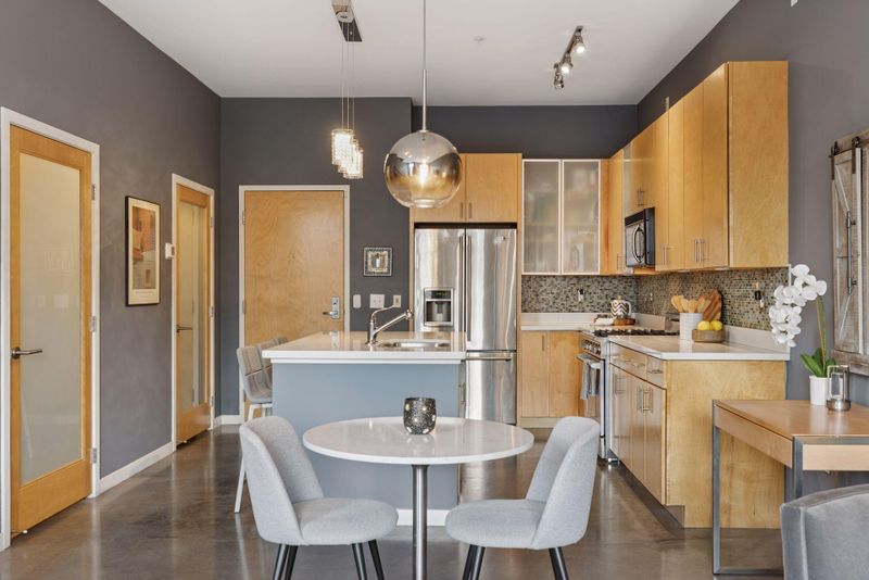 2840 Bryant Ave S #E107, Minneapolis, MN 55408