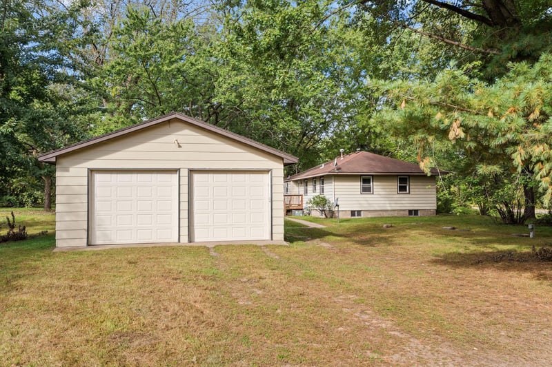 1152 Klondike Dr NE, Cedar, MN 55011