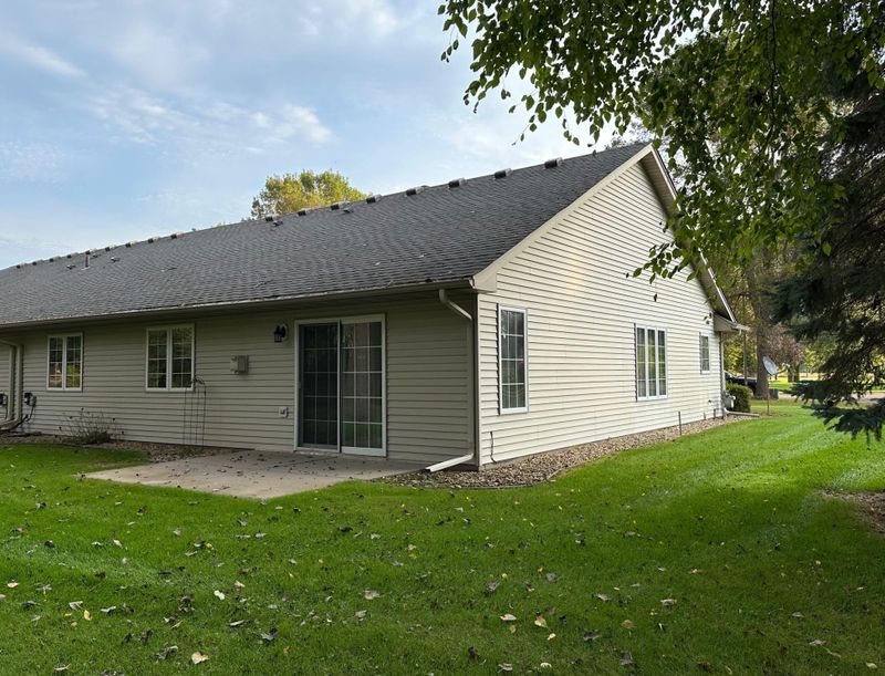 1115 Fairway Dr, Princeton, MN 55371
