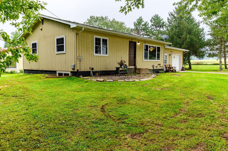 720 S Spring St, Augusta, WI 54722