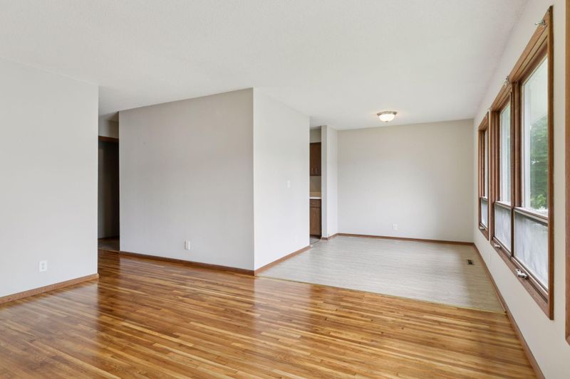 1008 Marshall Ave, Saint Paul, MN 55104