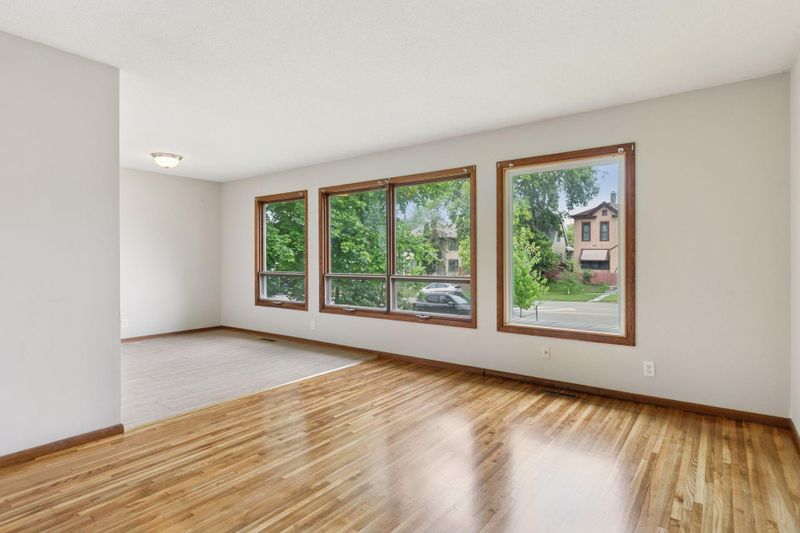 1008 Marshall Ave, Saint Paul, MN 55104