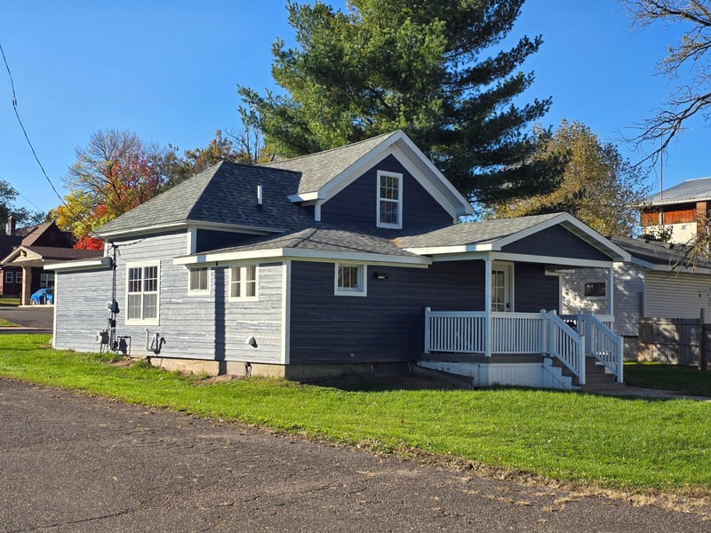 312 Maple St S, Turtle Lake, WI 54889
