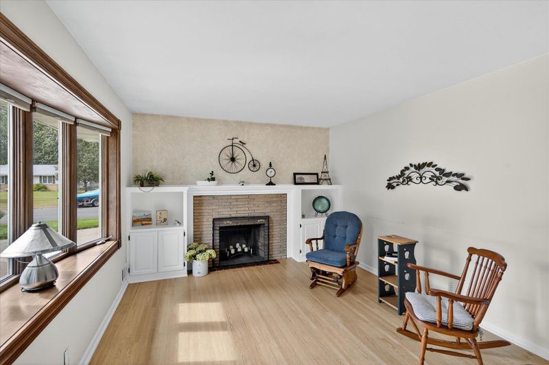 6220 Carol Dr NE, Fridley, MN 55432