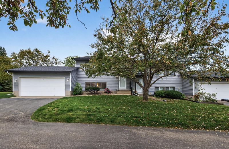 4401 Clover Ln #B, Eagan, MN 55122