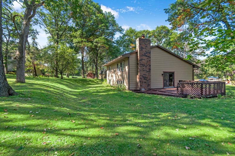 2540 E Rum River Dr S, Cambridge, MN 55008